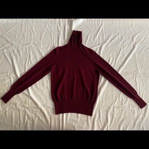Neiman Marcus Burgundy TurtleNeck 100% Cashmere M